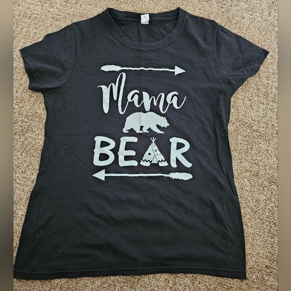 Like New MAMA Bear Tshirt - Picture 1 of 5